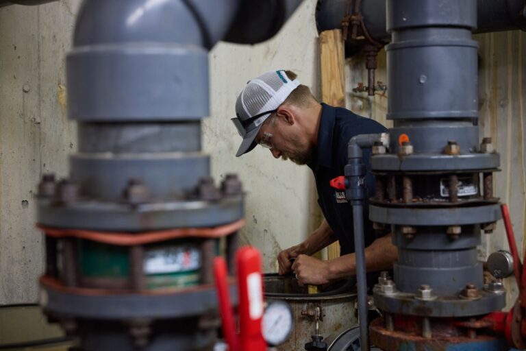 Rolls Mechanical plumber working