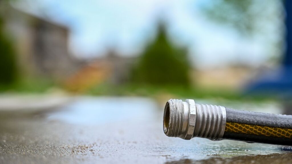 increase water pressure in house hose without water