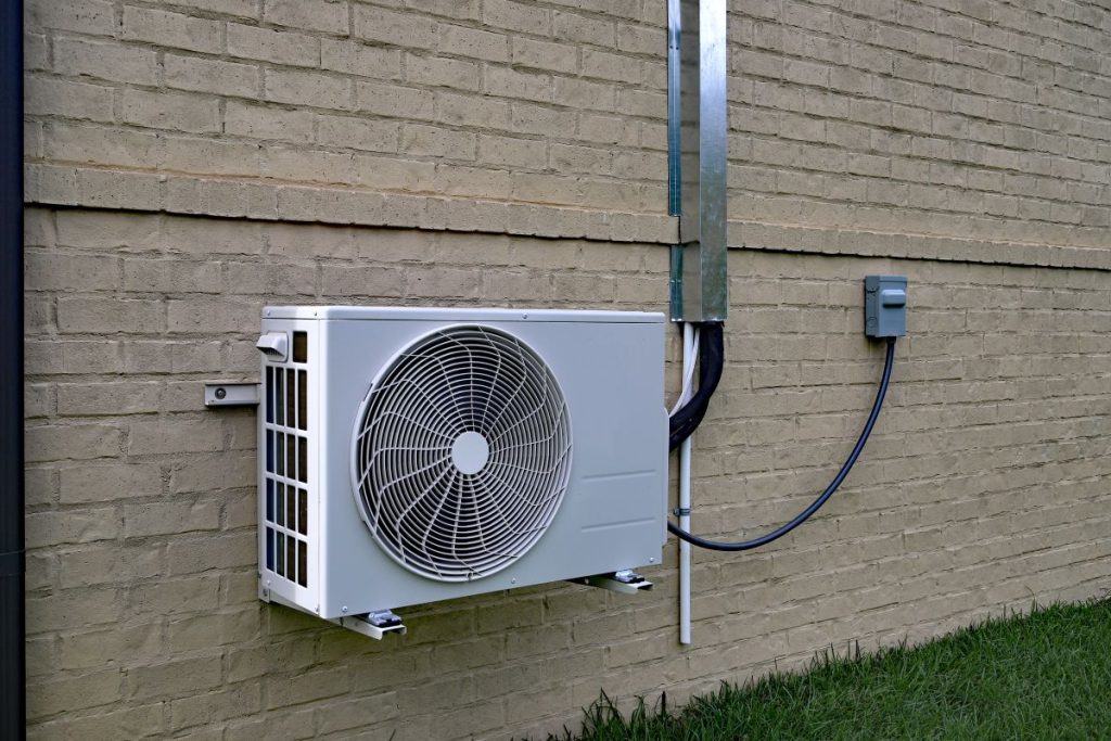mini split outdoor unit 