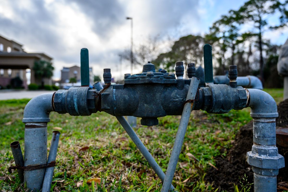 backflow preventer blue device